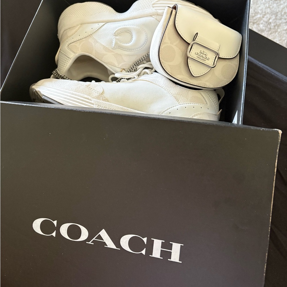 Coach Runner Canvas Sneaker & Purse On A Chain SET - Picture 11 of 11